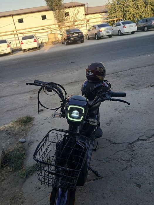 Элктро скутер bodo