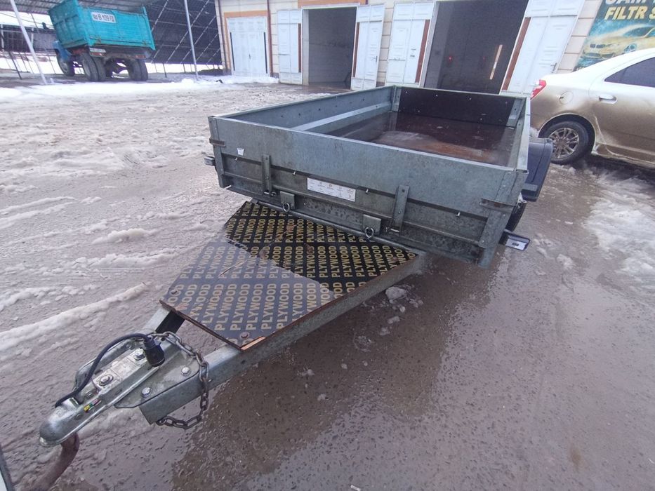 Трриллер сотлади