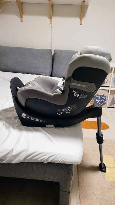 Scaun auto Cybex Gold Sirona S i-Size, rotire 360 de grade, prindere isofix, 0-18 kg, 45-105cm