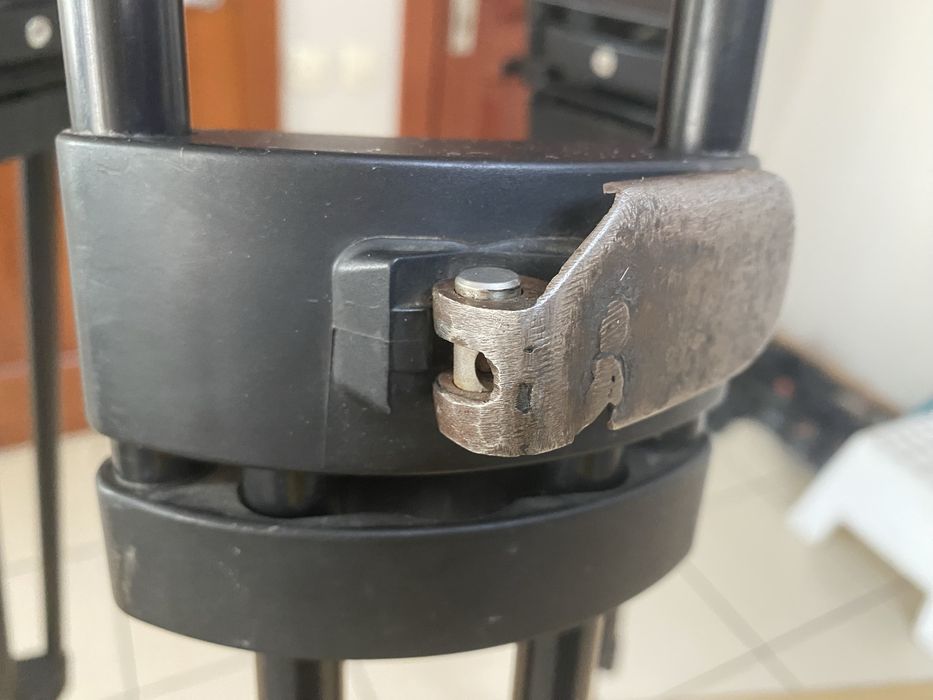 Штатив профессиональный