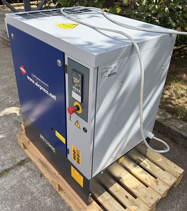 Винтов компресор AirPress 5.5kw 650lt 2023