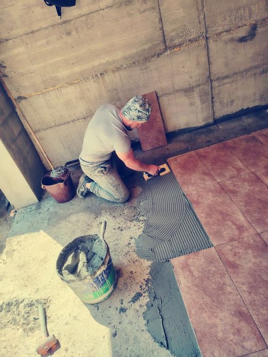 Executam lucrări in construcții