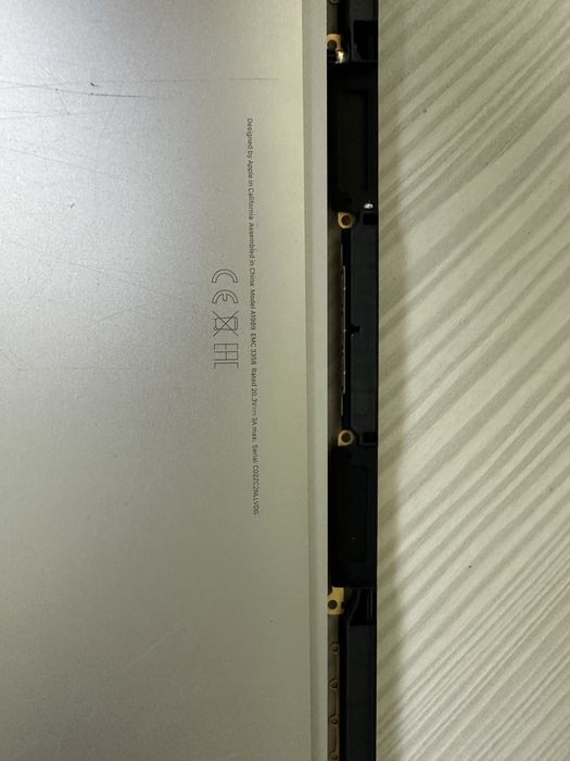Palmrest cu tastatura MacBook Pro A1989