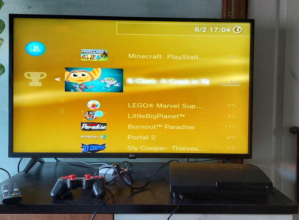 PlayStation 3 modat + jocuri + controller