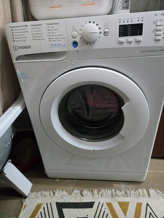 Продам стиральную машинку
