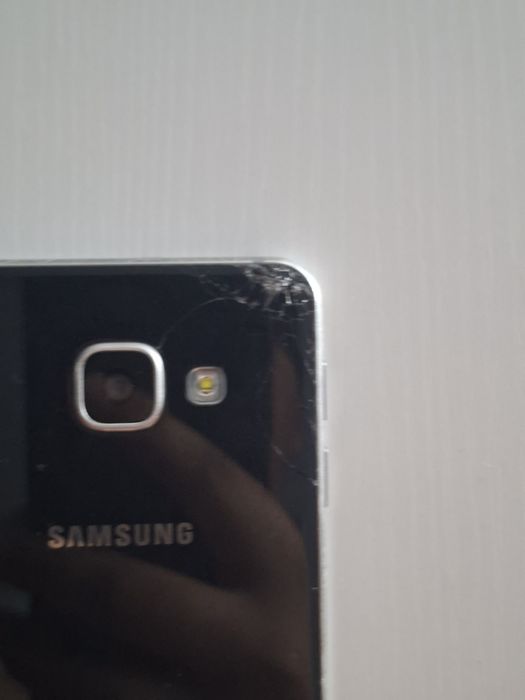 Продам самсунг j3⁶