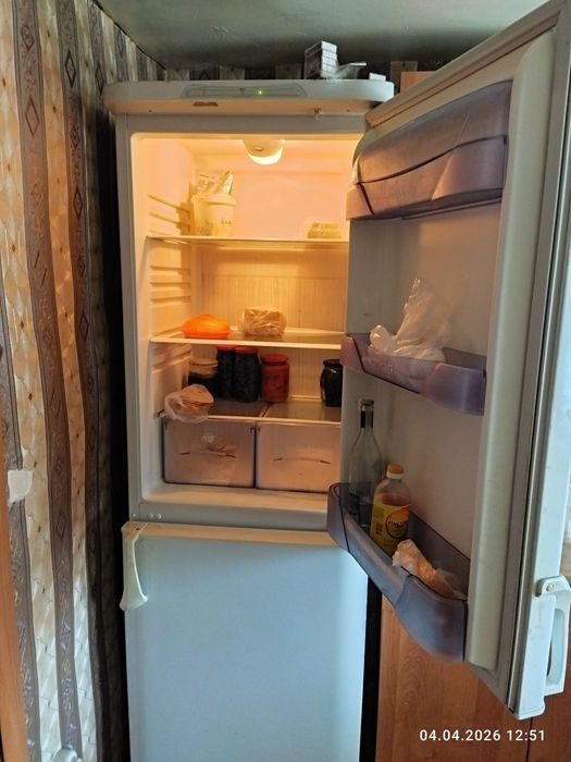 Продам холодильник бирюса