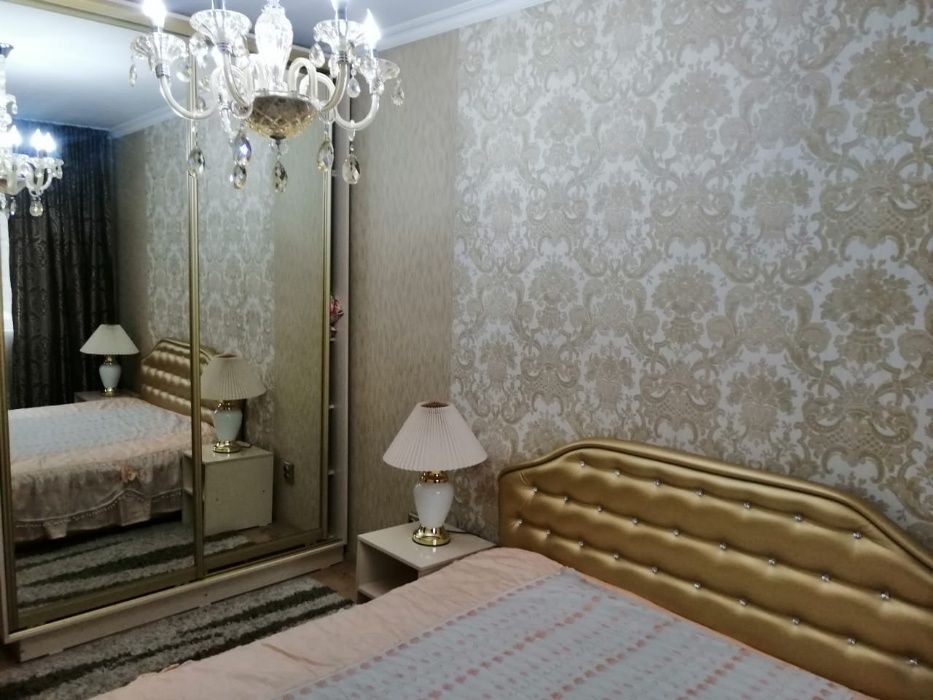 Сдам 2 км. квартиру, в центре