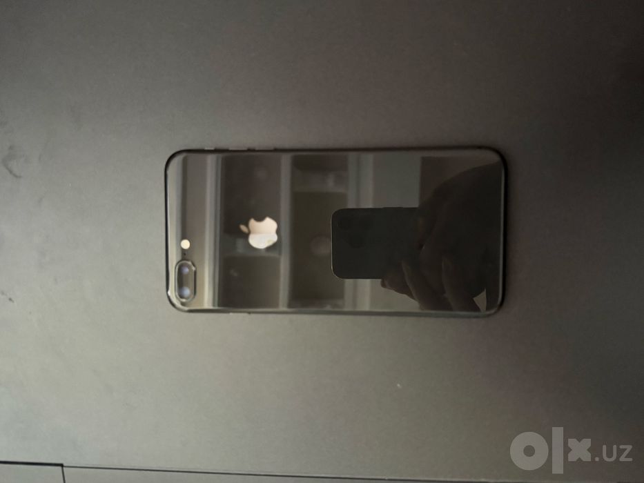 Iphone 8 plus (Apple)