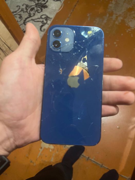 Iphone 12 64г продам
