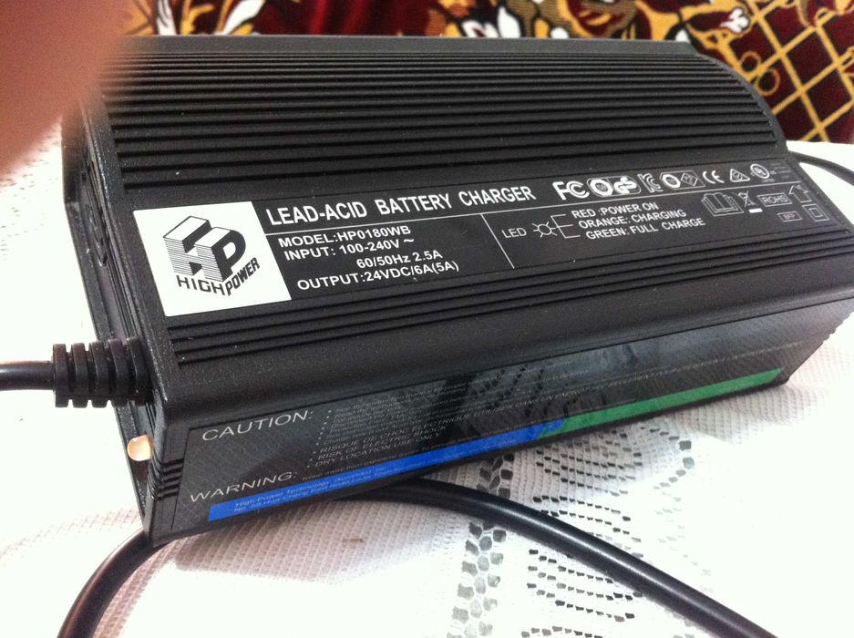 incarcator High Power Automatik 24V/ 6Amp battery charger  - Ladegerat