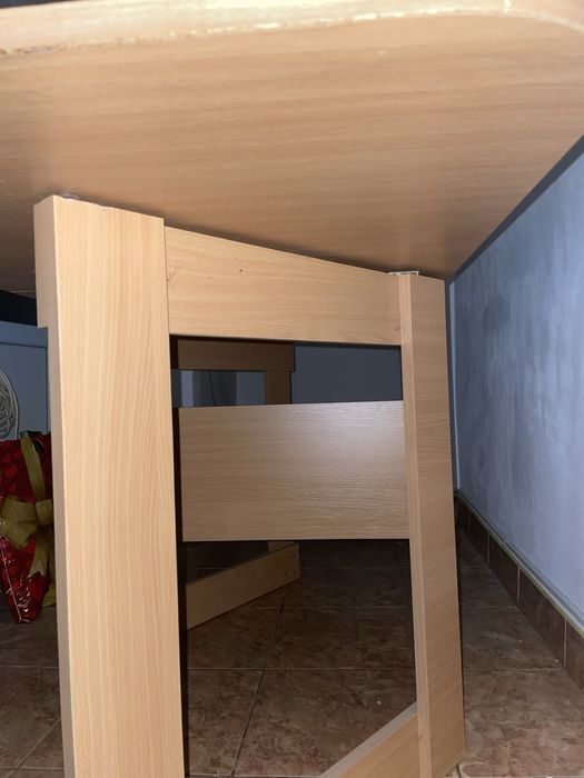 Masă pliantă- stare foarte bună