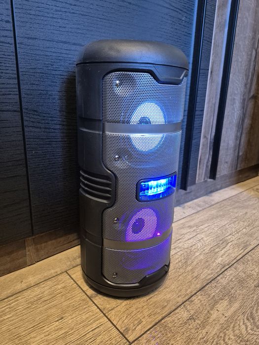 Продавам RGB Тонколона (Bluetooth)