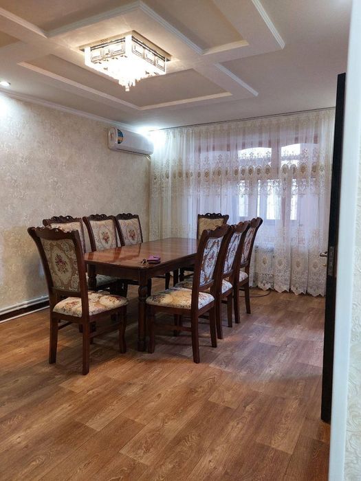 Kvartira sotiladi 3 xona yevro remont