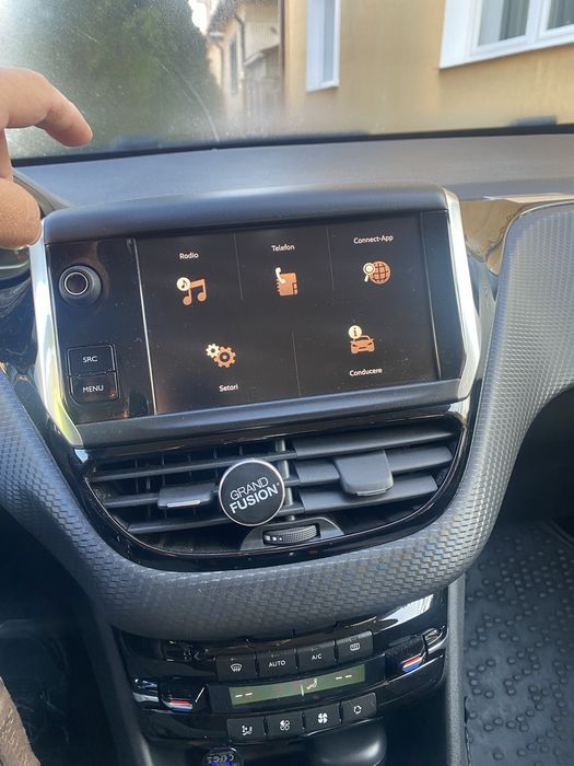 PEUGEOT 2008 2018 — imagine 5