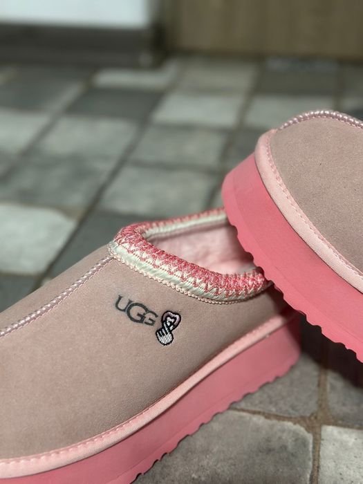 UGG Taz Culoare Roz. Marimea 38-39