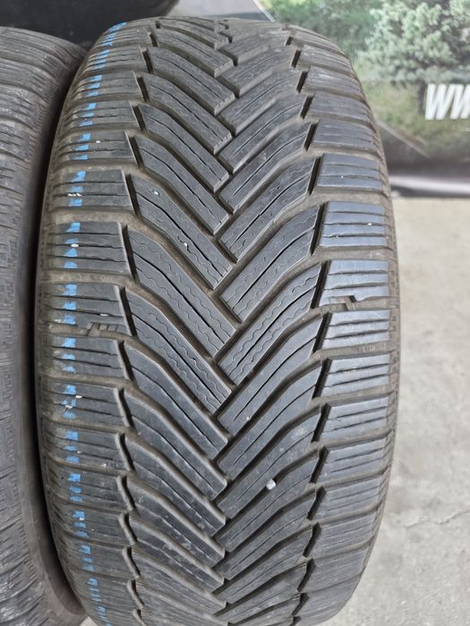 225/50/17 MICHELIN 4бр