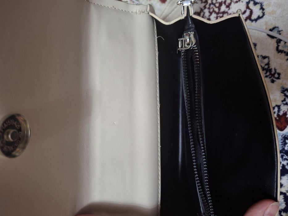 Сумки продам 2000тг