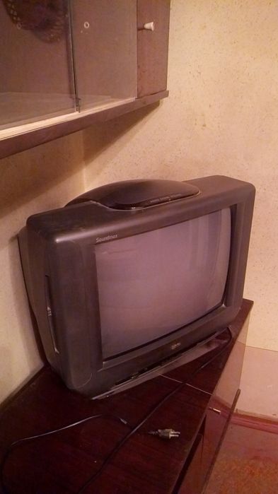 Телевизор в рабочем состоянии