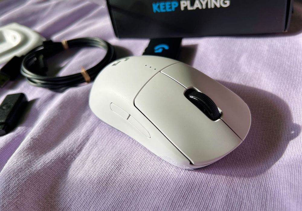 Logitech G Pro 2 Mouse Lightspeed White  / геймърска мишка