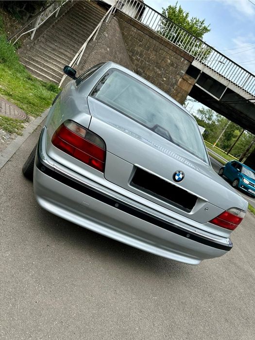 BMW 7 Series 1995 — imagine 3