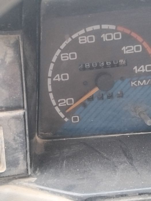 Labo srochna sotiladi