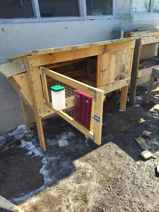Продам клетку для кроликов