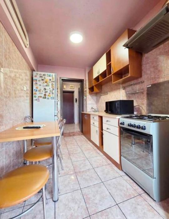 Vand apartament 2 camere