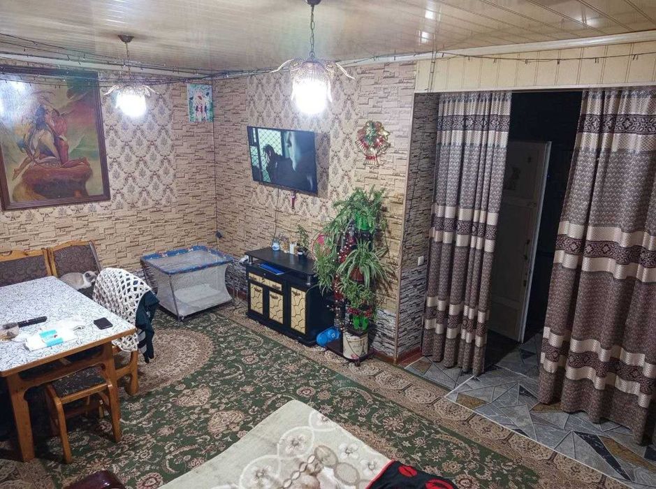 шахар марказида ховли сотувда