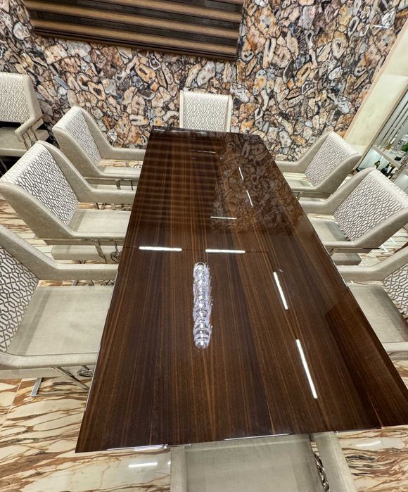 НОВА Трапезна Маса