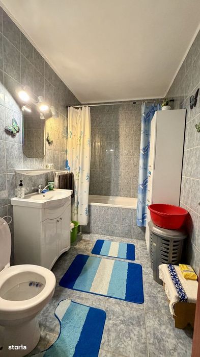 Apartament de 55 mp utili,parcare inclusa,zona Florilor