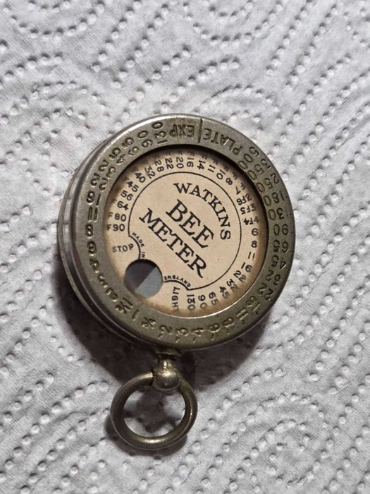 Aparat vintage de masurat foto