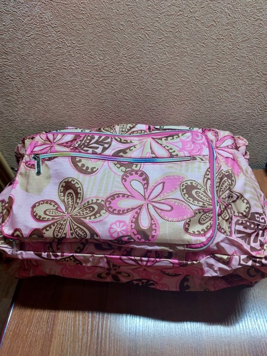 Сумка удобная в дорогу