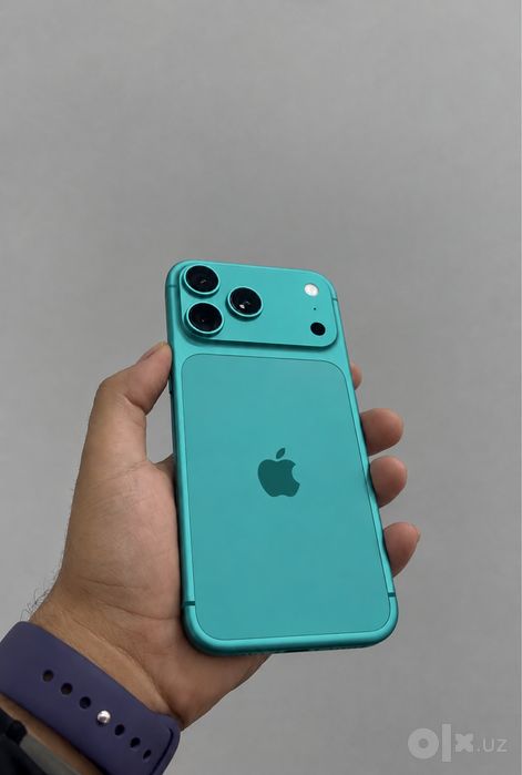Iphone 17 pro Max Tiffany