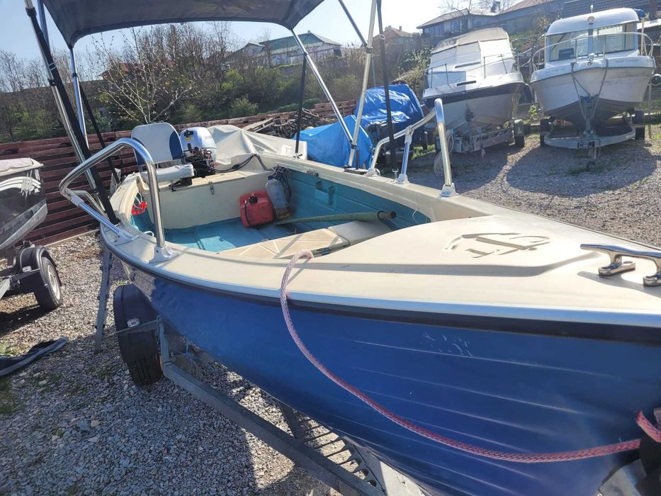 Barca 5m Lotus Major an 2021 + Honda 20 cp an 2023 cu 90 ore + accesorii = 5000 euro FIX FIX FIX