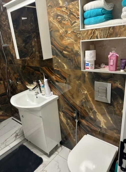 Продава се Тристаен апартамент в София, Център - 66 кв.м за 2463 €/кв.м - Снимка #7