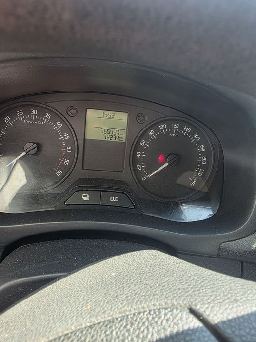 Vand Skoda Praktik la doar 2300 E negociabil