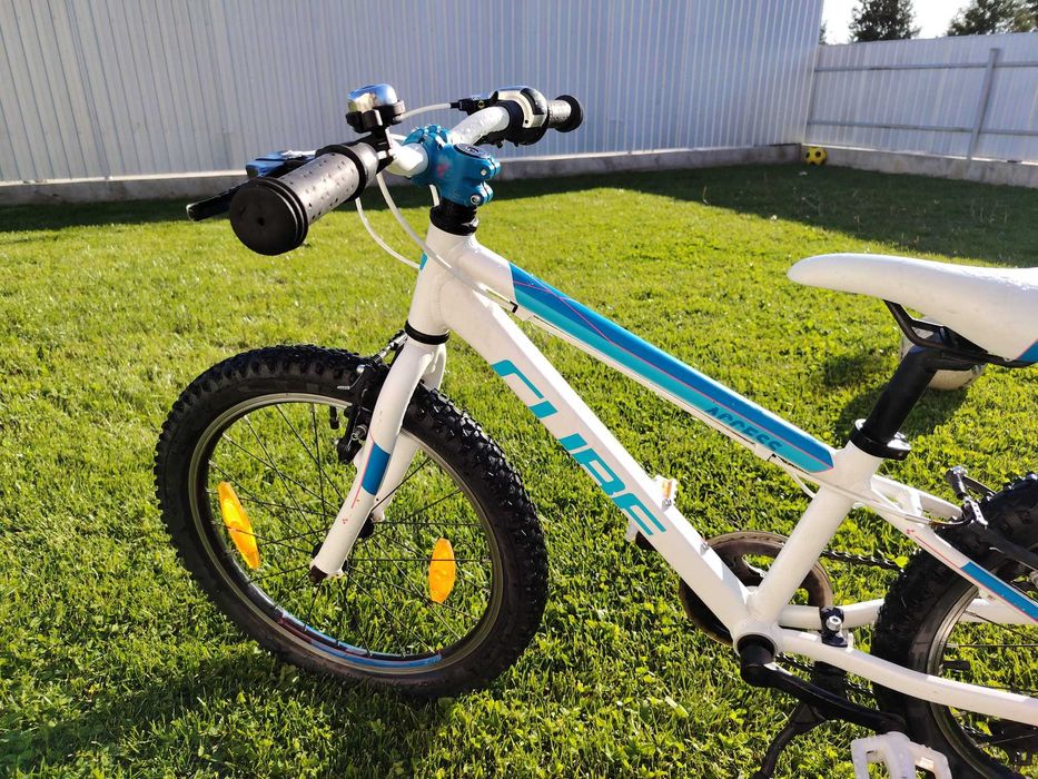 Bicicleta ușoară copii Cube Race 200