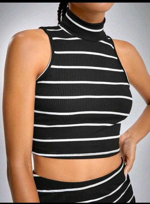 Compleu dama fusta si top S si M