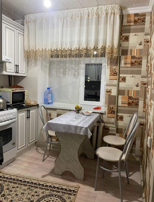 мкр Шугыла 3 этаж 2 бөлмелі пәтер жалға беріледі