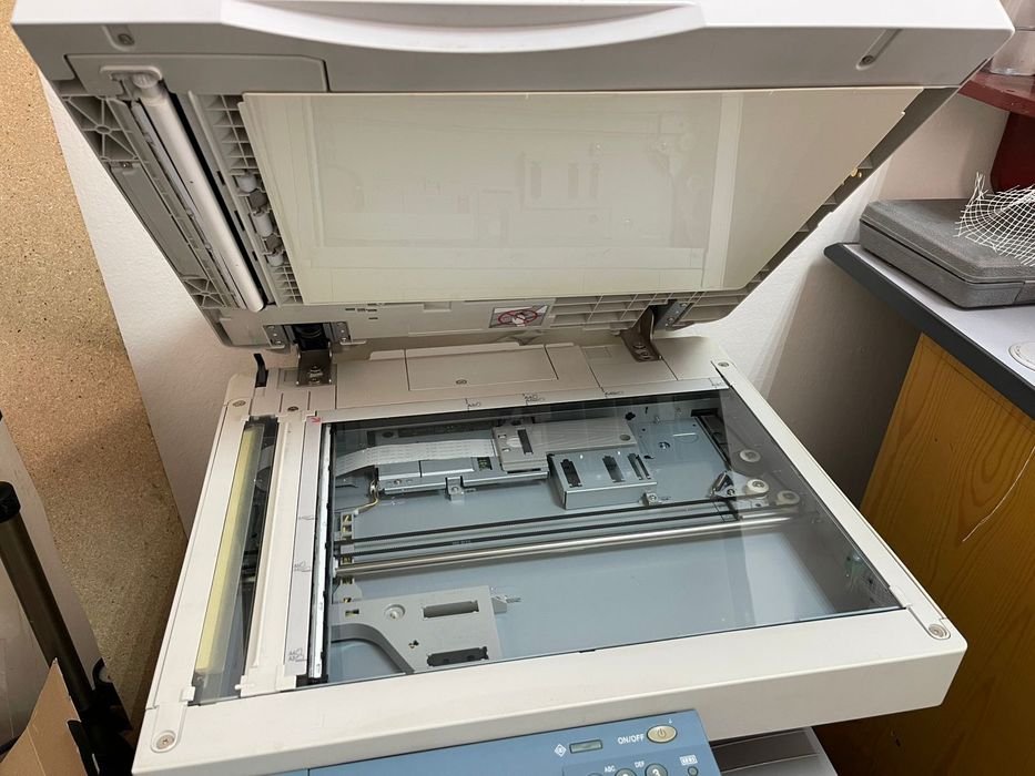 Продам МФУ Canon IR2020