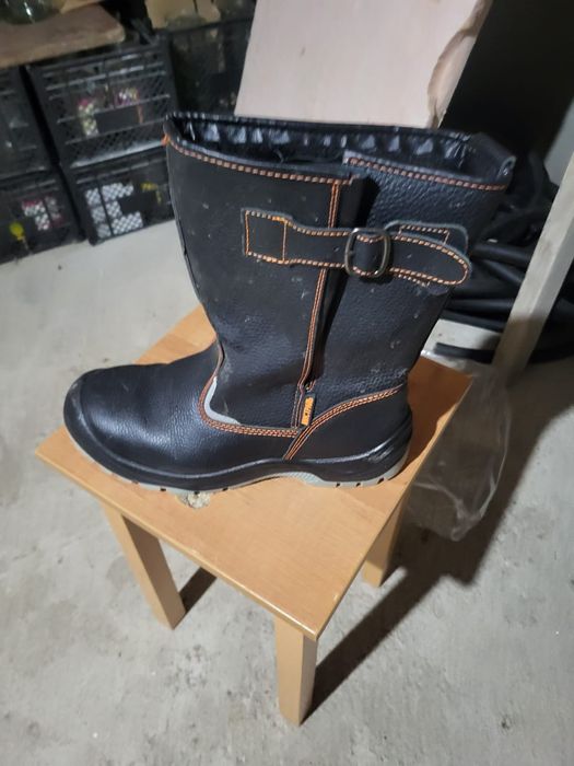 Спецодежда  сатылады  новый