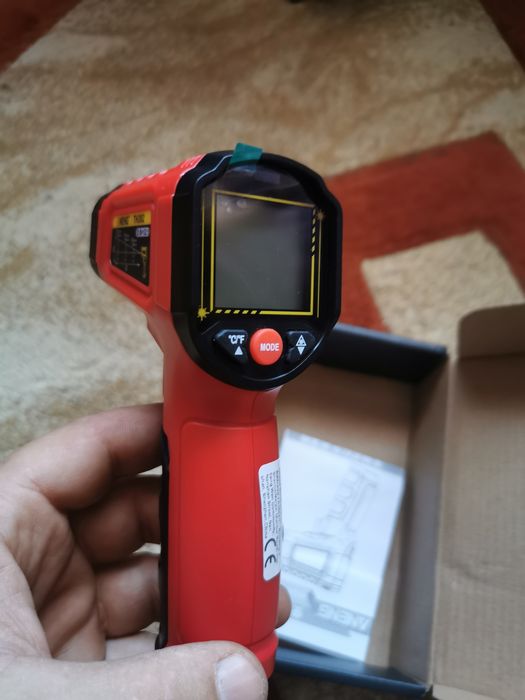 Termometru cu infrarosu