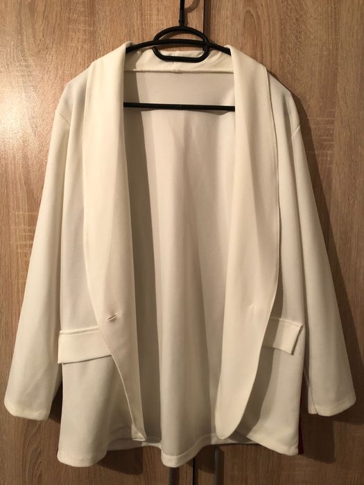 Дамско официално сако