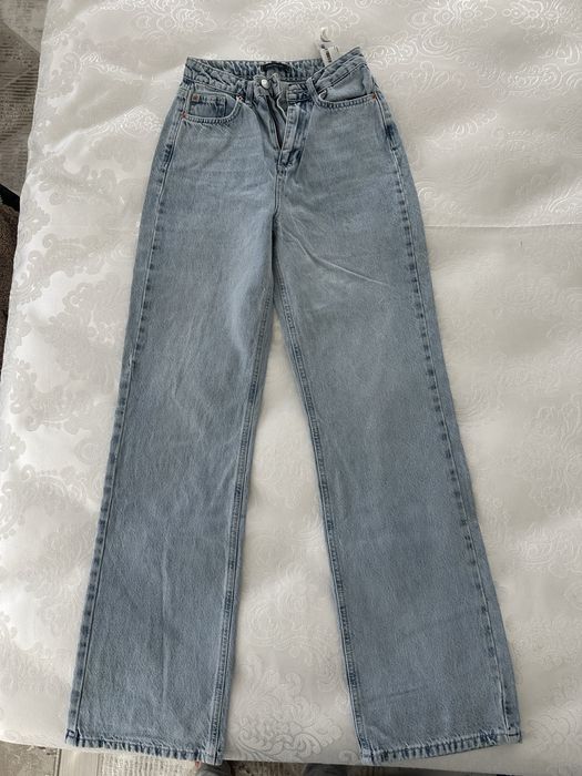 Дънки от Trendyol, Zara, Stradivarius и New Yorker