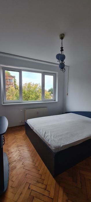 Inchiriez apartament 3 camere semidecomandat Crângași-Constructorilor