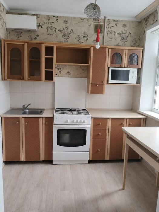 Продам 4х комнатную квартиру