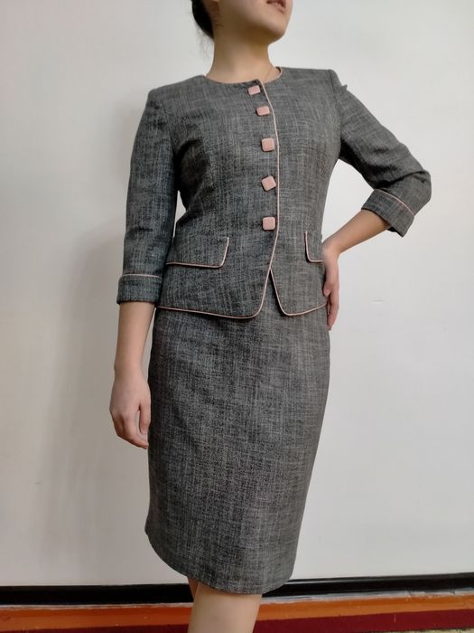 Костюм двойка для учителей.