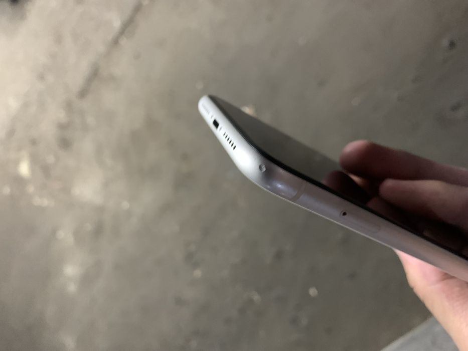 Iphone 11 white 64gb