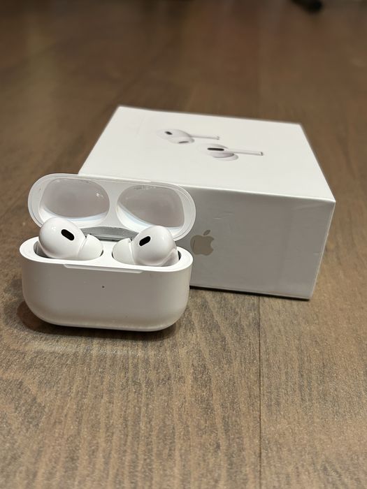 Casti Apple Airpods Pro (3rd Generation) Carcasa MagSafe (USB-C)